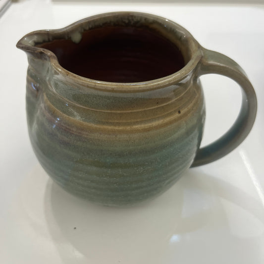 Ceramic Pouring Mug