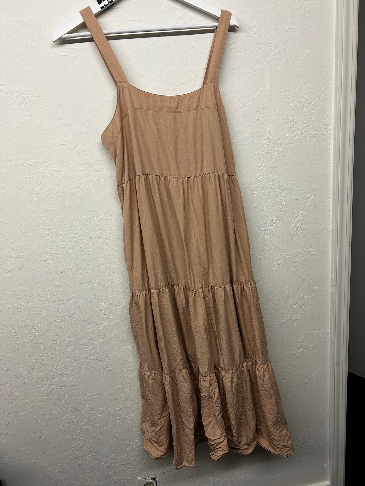 Tan dress - Q4